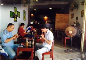 Cần sang quán cafe quận 10