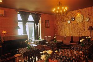 ALICE TEA & DESSERT HOUSE