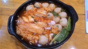 Omega Coffee House, món ăn hấp dẫn của quán