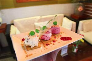 Pause Cafe, thưởng thức kem ngon của quán